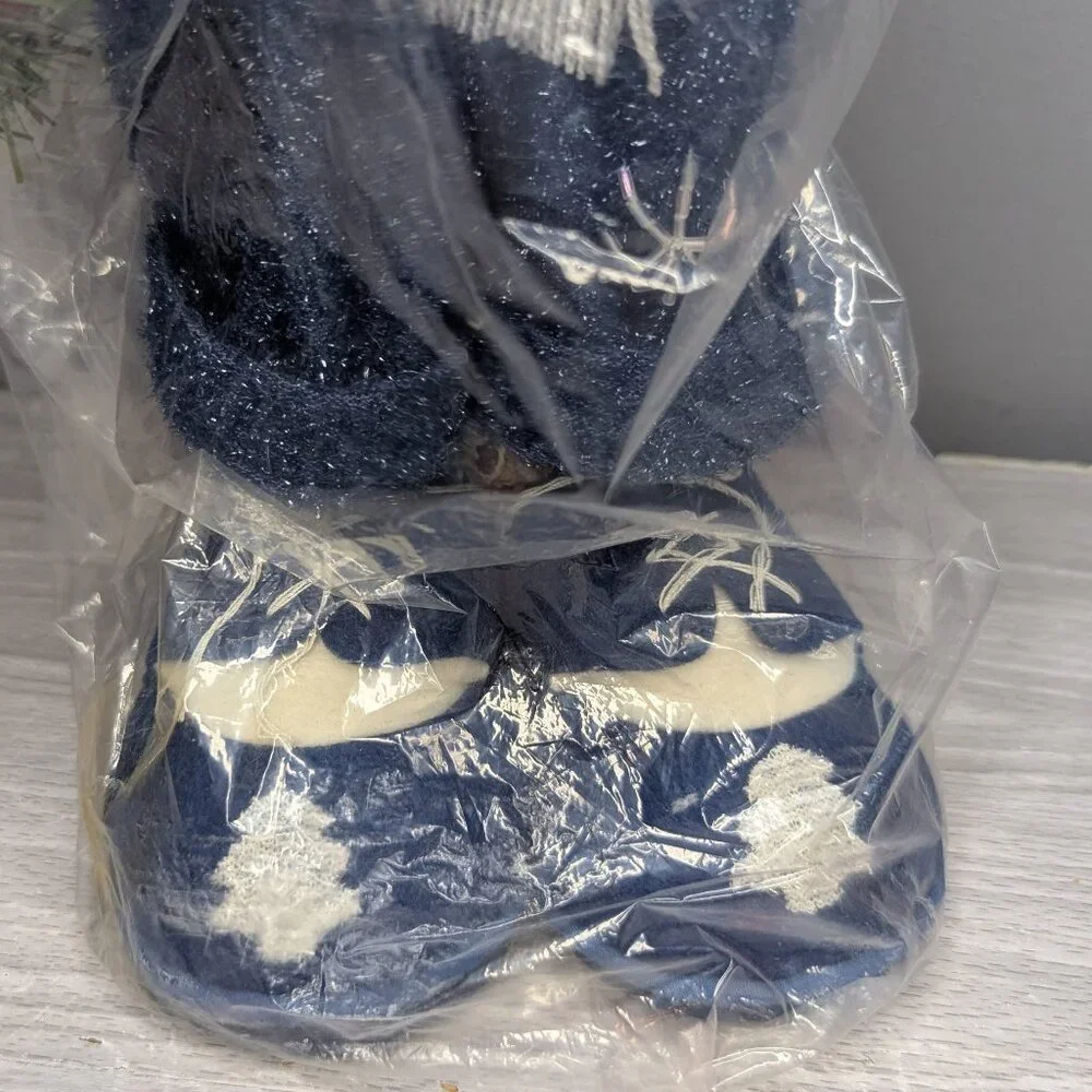 NWT Yule Tidings 14
